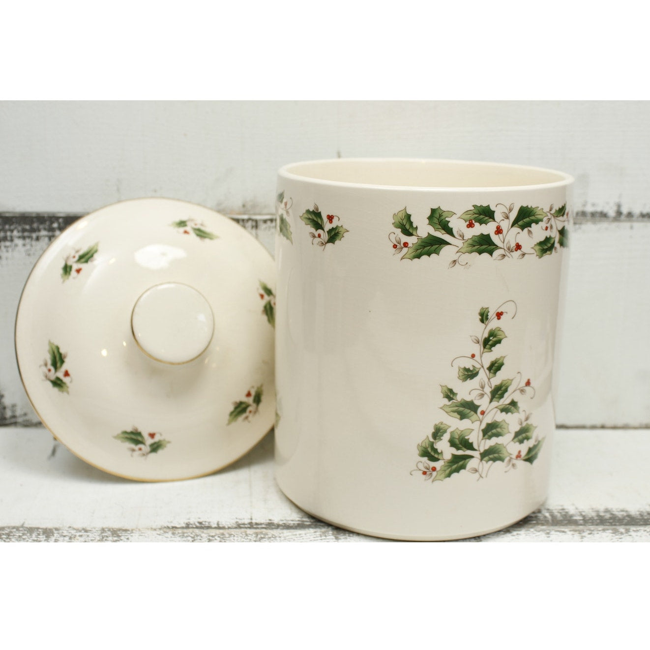 Royal China Holly Holiday Christmas Cookie Jar with Lid