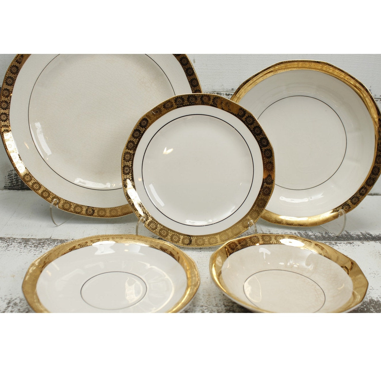 La Roi French China 18K Gold Trim 5 Piece Place Setting