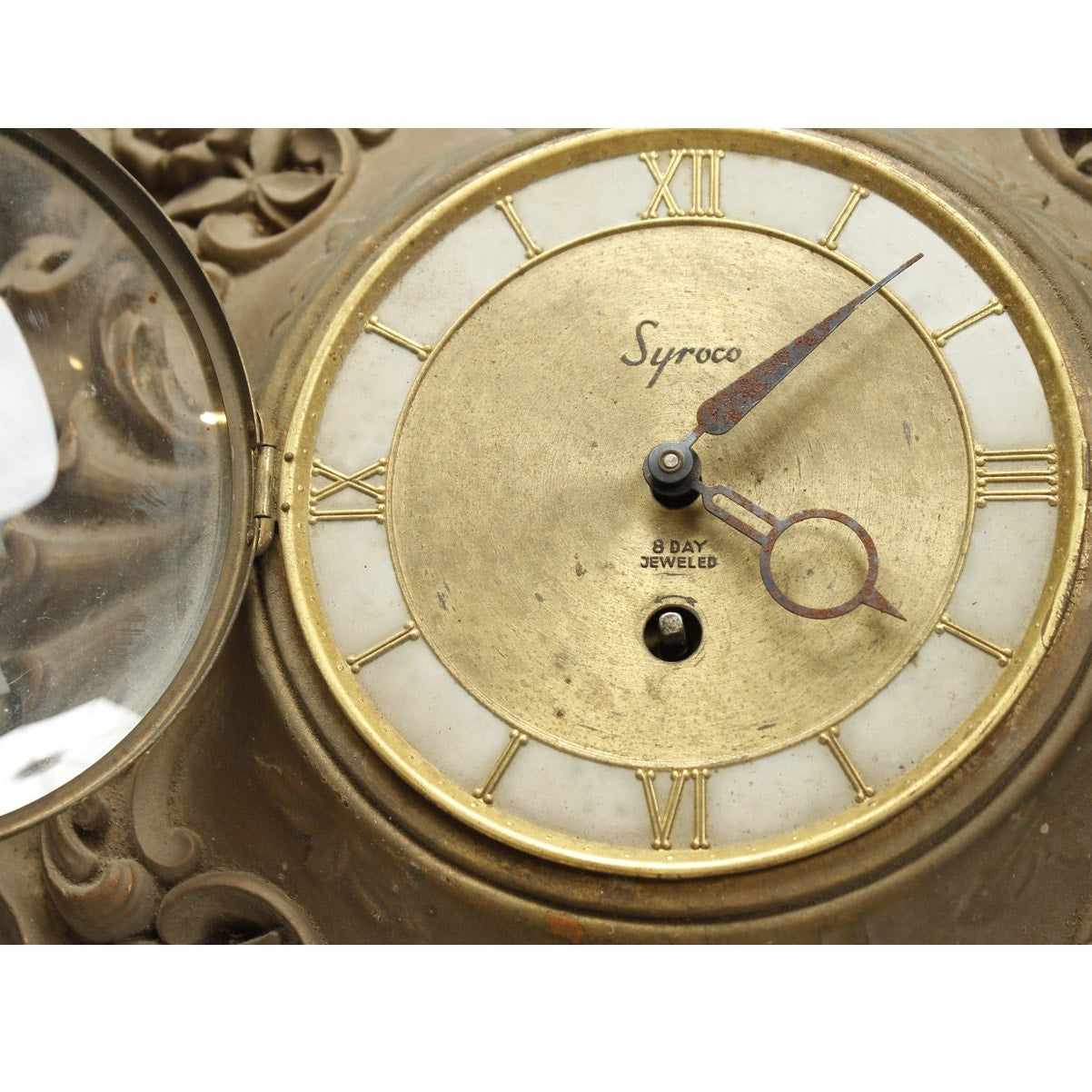 Vintage Mid Century Syroco 8 Day Wind Clock  UNTESTED