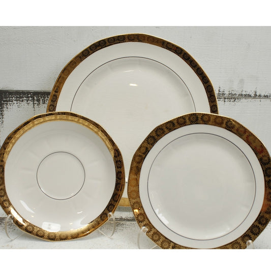 La Roi French China 18K Gold Trim 3 Plates